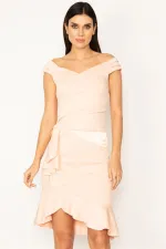 ROBE POUR FEMME À VOLANTS ET COL DÉTAILLÉS