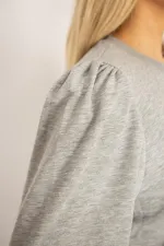 Women's Plus Size Gray 3 Thread Thick Front Printed Shoulder Gathered Ribbed Sweatshirt 65N37105