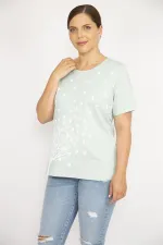 Kadın Yeşil Büyük Beden Pamuk Kumaş Ön Baskılı Kısa Kollu Bluz