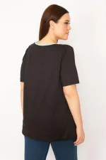 Kadın Siyah Büyük Beden Yaka Biyeli Spor Bluz 65N35618