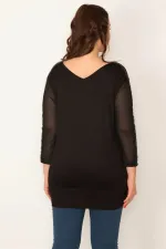 KADIN SİYAH KOLLARI TÜL VE PAYET DETAYLI V YAKALI BLUZ