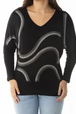 Kadın Büyük Beden Siyah Taş Detaylı V Yakalı Uzun Kollu Bluz 65N36861