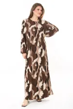 Kadın Büyük Beden Kahve Yaka Bağcıklı Uzun Kollu Maksi Boy Elbise 65N37866