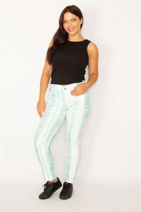 Kadın Yeşil Batik Desenli Likralı 5 Cep Kot Pantolon 26A34146