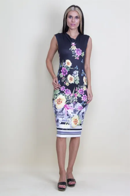 V-NECKED FLORAL PATTERNED DRESS