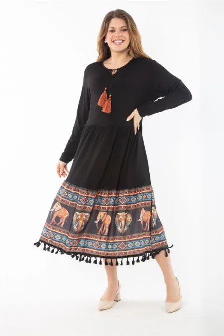 Kadın Büyük Beden Siyah Dijital Baskı Detaylı Öpücük Yakalı Katlı Elbise 65N37336