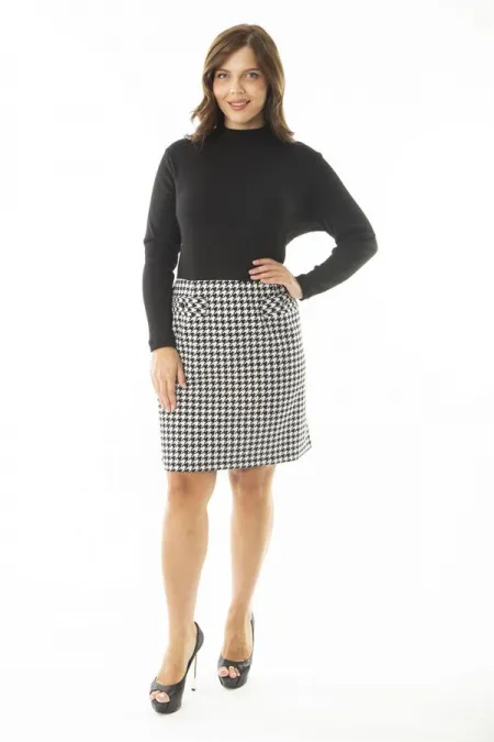 Kadın Büyük Beden Siyah Sıfır Yaka Kazayağı Desenli Elbise 65N36910