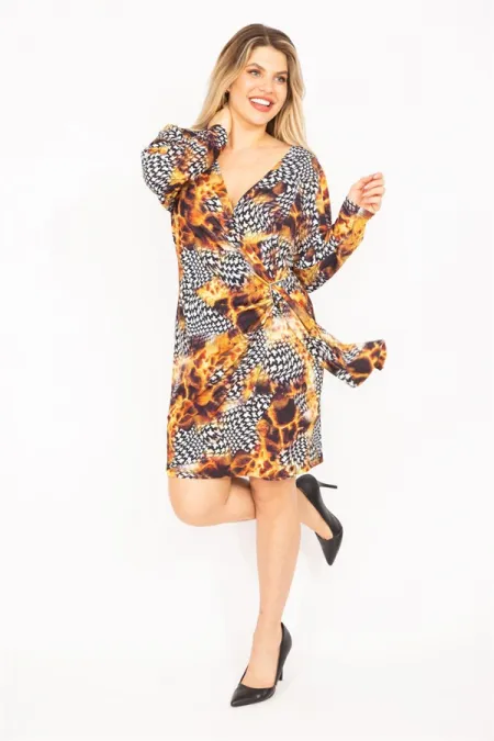 KADIN RENKLİ BELİ TOKA AKSESUARLI KAPALI ANVELOP ELBİSE