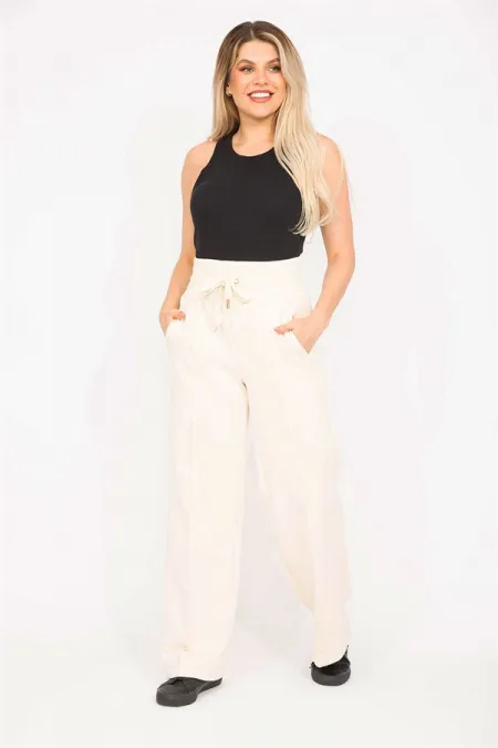 Kadın Bej Likralı Scuba Kumaş Beli Geniş Lastik Ve Ütü İzi Dikiş Detaylı Pantolon 65N35275