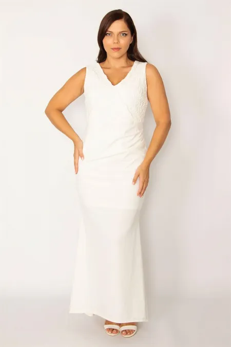 Kadın Kemik Üst Kısmı Ve Arka Yırtmacı Dantel Detaylı Krep Kumaş Uzun Abiye Elbise 65N34153