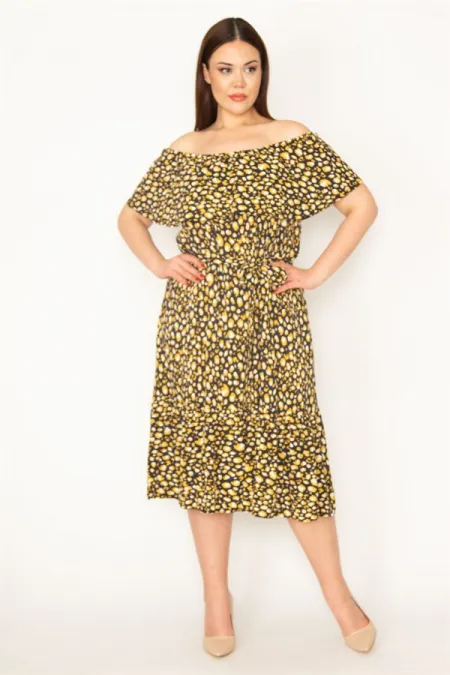 KADIN KEMİK PUAN DESEN YAKASI LASTİK VE VOLAN DETAYLI ETEĞİ KATLI DOKUMA VİSKON KUMAŞ ELBİSE