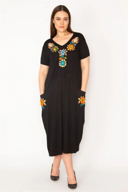 KADIN SİYAH NAKIŞ DETAYLI CEPLİ VİSKON ELBİSE