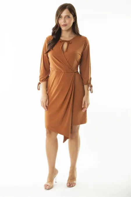 KADIN TARÇIN ÖPÜCÜK YAKA GÖĞÜS VE KOL AĞZI BAĞCIKLI KAPALI ANVELOP ELBİSE 26A36897