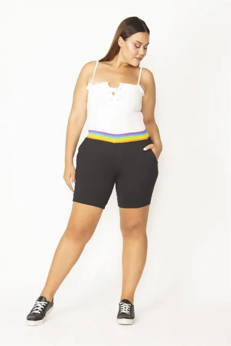 Kadın Büyük Beden Siyah Pamuklu Kumaş Beli Renkli Lastikli Cepli Şort 65N36780