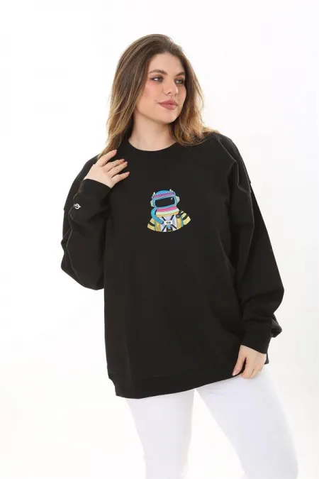 Kadın Büyük Beden Siyah Pamuk Kumaş Nakışlı Sweatshirt 65N37617