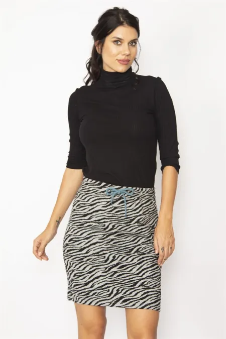 KADIN SİYAH ZEBRA DESENLİ ASTARLI CEPLİ ETEK
