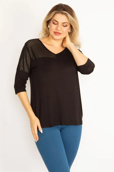 Kadın Siyah Lazer Kesim Detaylı Kapri Kollu Viskon Bluz 65N34631