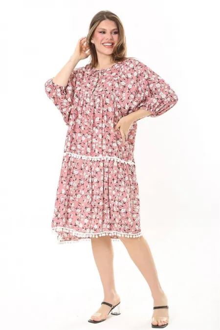 Kadın Büyük Beden Pembe Ön Patı Düğmeli Göğüs Büzgü Ve Ponpon Detaylı Elbise 65N37870