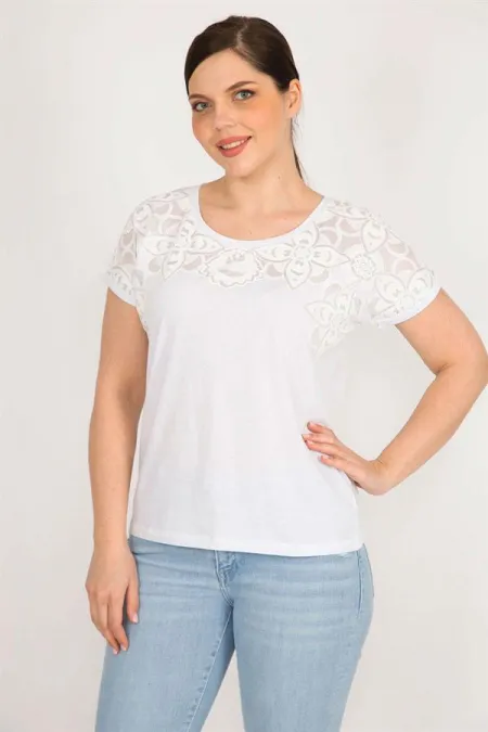 Kadın Beyaz Büyük Beden Yakası Flok Tül Detaylı Bluz