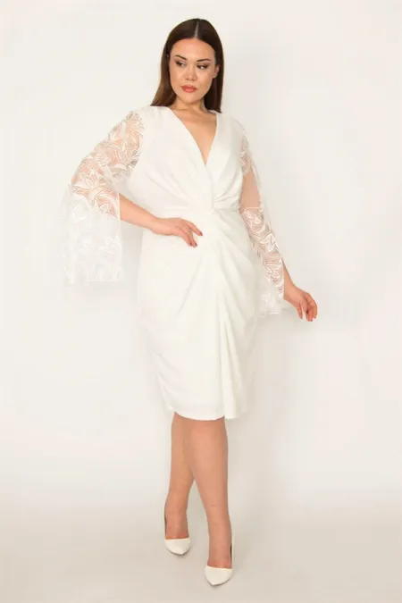 ROBE DE SOIRÉE DOUBLÉE POUR FEMME AVEC CHEMISE À BRAQUAGE ET MANCHES À DÉTAILS EN DENTELLE