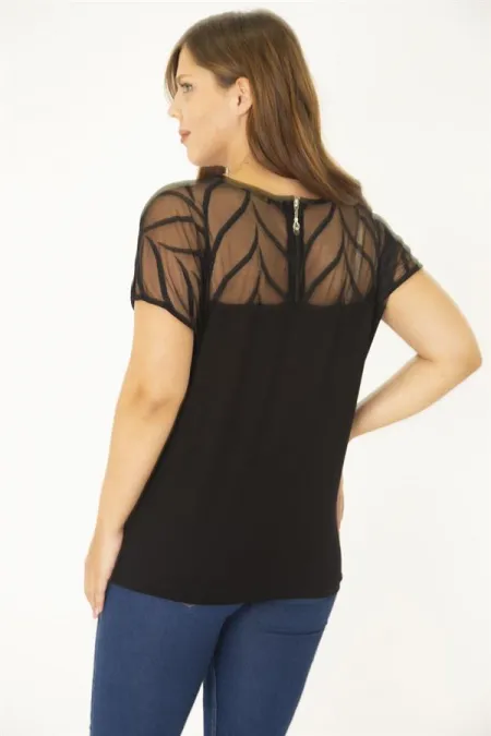 Kadın Büyük Beden Siyah Arka Robası Fermuar Ve Dantel Detaylı Bluz 65N36943