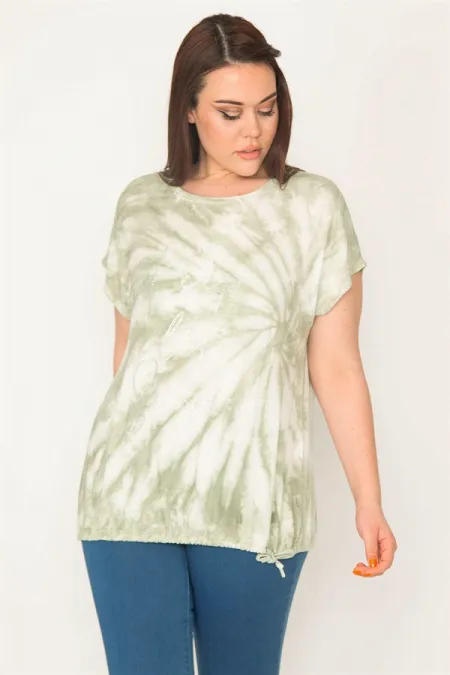 KADIN YEŞİL BATİK DESENLİ ÖNÜ TAŞ VE ETEK UCU BAĞCIK DETAYLI BLUZ