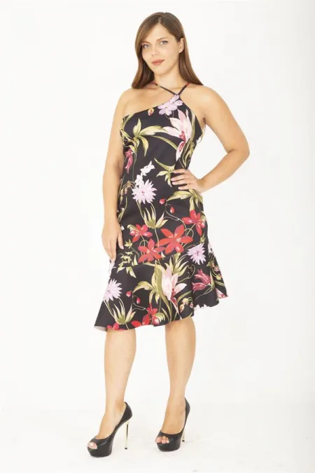 Kadın Büyük Beden Renkli Scuba Kumaş Eteği Volanlı Askılı Elbise 65N36852