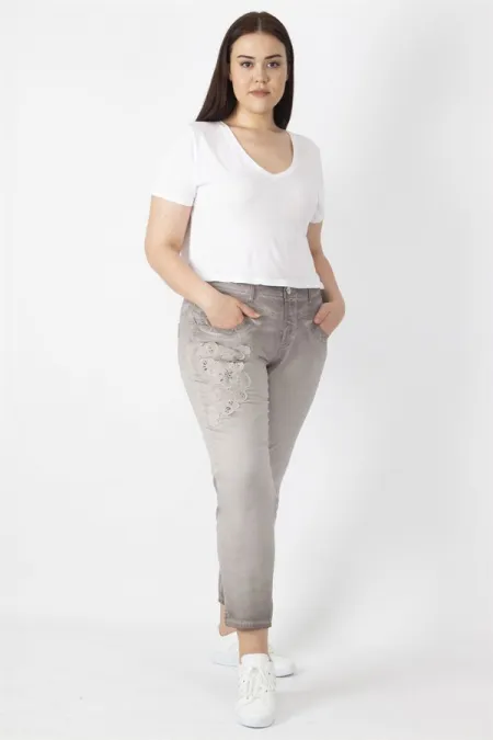 Kadın Taş Batik Yıkama Efektli Aplike Nakışlı Kapri