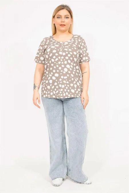 Kadın Vizon Büyük Beden Pamuklu Kumaş Ön Pat Düğmeli Bluz 65N35792