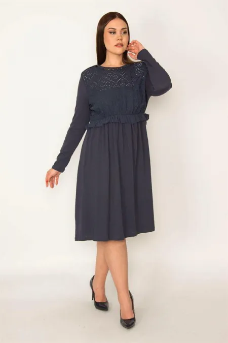 Kadın Büyük Beden Lacivert Delik İş Nakış Detaylı Elbise 65N37670