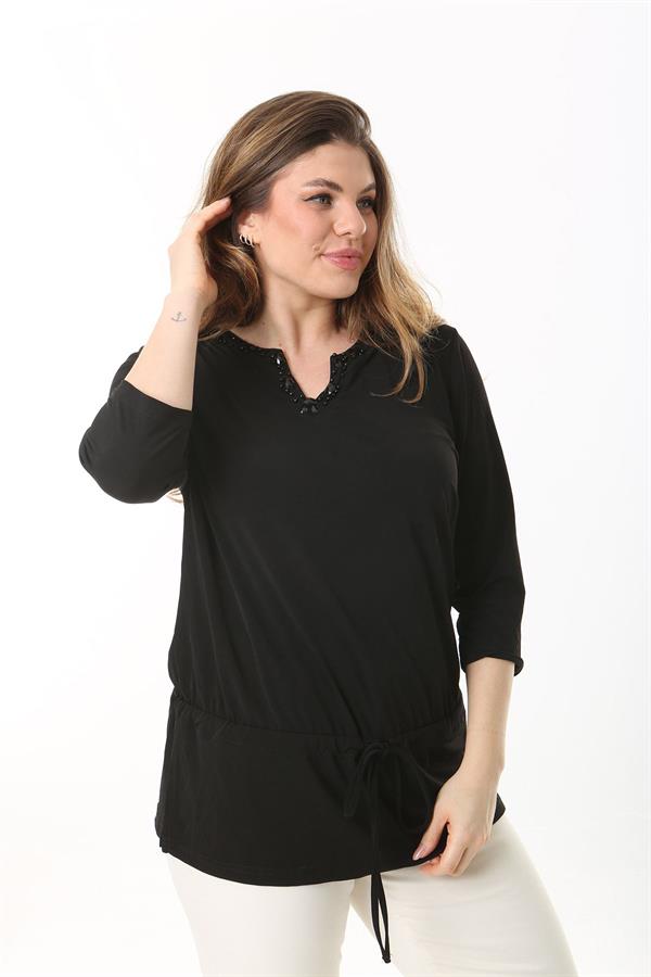 Kadın Büyük Beden Siyah Yakası Taş Detaylı Ön Bağcıklı Tunik 65N37537