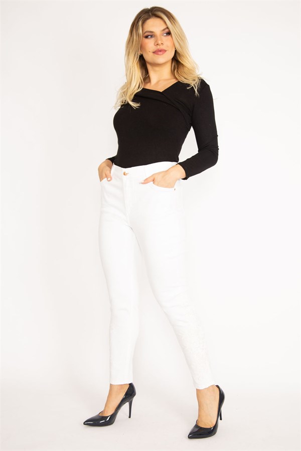 Kadın Kemik Paçası Dantel Ve İnci Detaylı Yan Bel Lastikli Likralı Kot Pantolon 65N34959