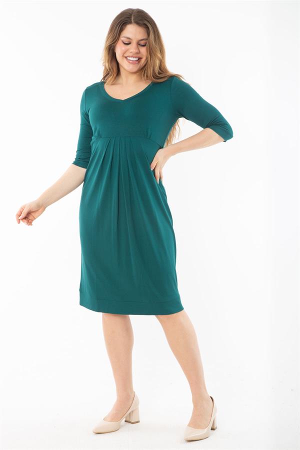Kadın Büyük Beden Yeşil Büzgü Ve Pile Detaylı Kapri Kollu Elbise 65N37352