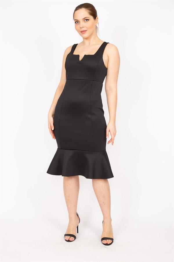 Robe noire grande taille pour femme avec jupe à volants et col