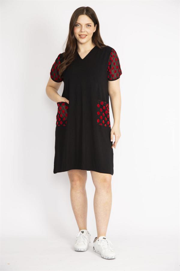 Kadın Siyah Büyük Beden Kol Ve Cepleri Desenli Tül Detaylı V Yakalı Elbise