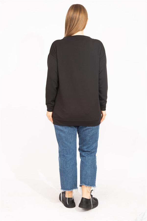 Kadın Siyah Büyük Beden Yan Fermuar Yırtmaçlı Yakası Kuşgözü Detaylı Sweatshirt 65N35638