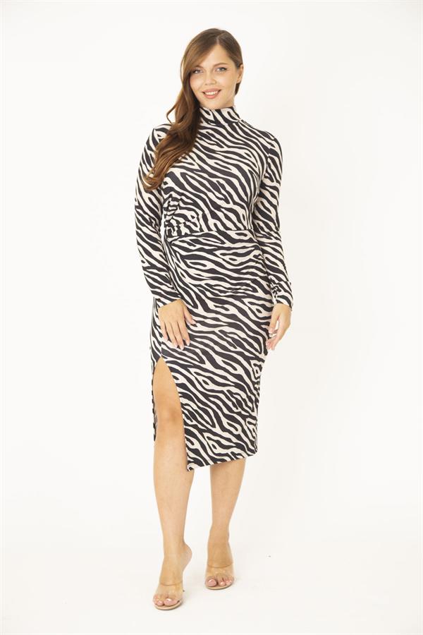 ROBE NOIRE À COL MONTANT POUR FEMME AVEC DÉTAILS ET PETITES FENTES