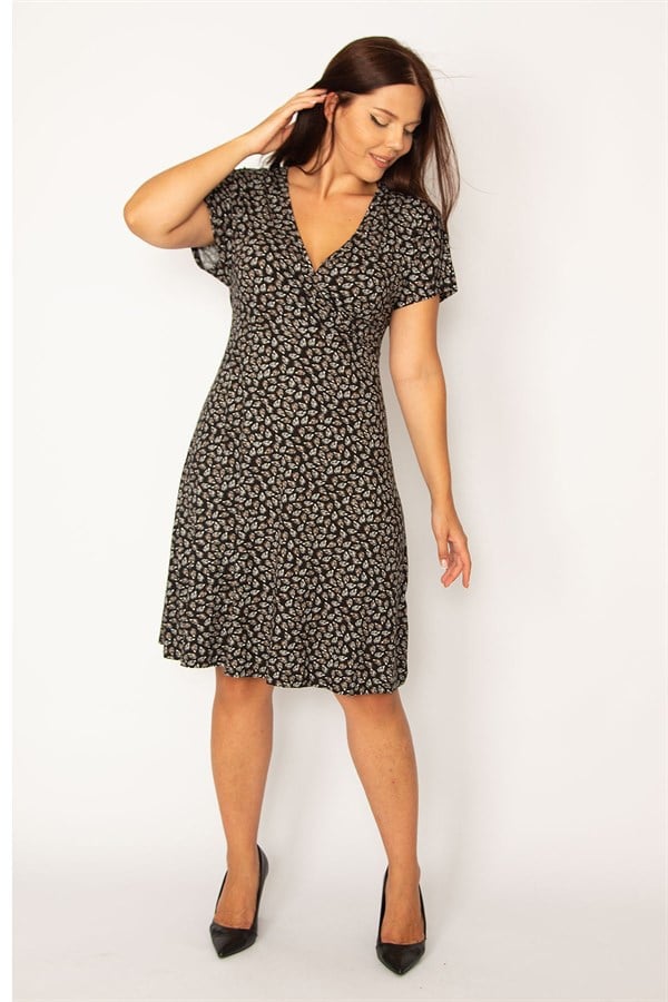 Kadın Siyah Anvelop Yakalı Düşük Kol Elbise 65N34331