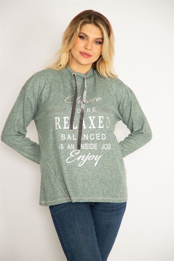 Kadın Yeşil Yakası Kuşgözü Bağcıklı Omuzları Ve Önü Taş Detaylı Tunik 65N34821