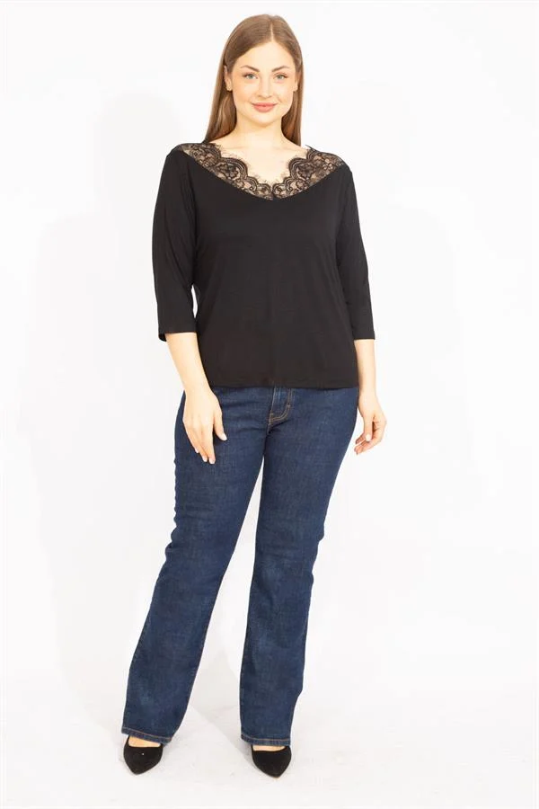 Kadın Siyah Büyük Beden Dantel Detaylı Bluz 65N35576