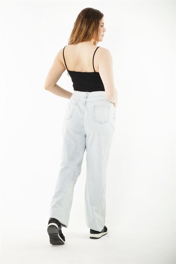 Kadın Büyük Beden Mavi Yıkama Efektli Yüksek Bel Kot Pantolon 65N37246