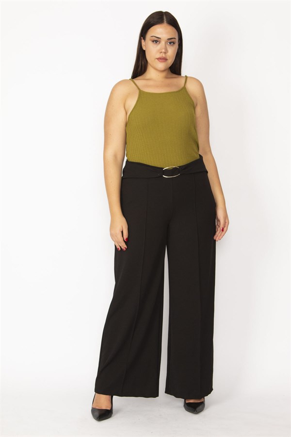 Kadın Siyah Geniş Paçalı Beli Toka Detaylı Klasik Pantolon 65N28520