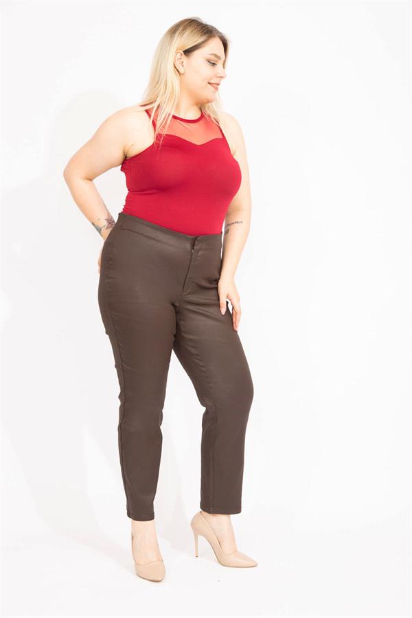 Kadın Kahve Büyük Beden Suni Deri Gizli Kemer Cepsiz Pantolon 65N35581