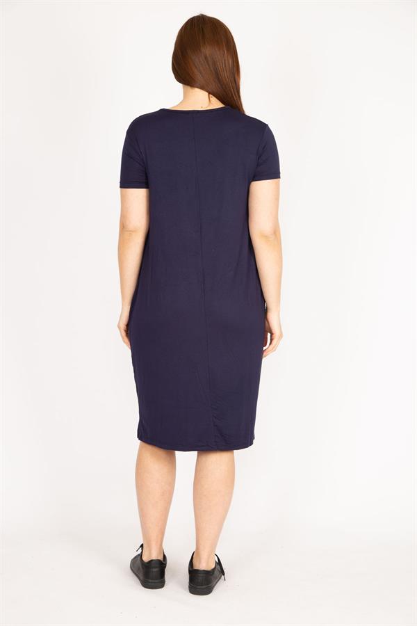 Kadın Lacivert Büyük Beden Cebi File Detaylı Kısa Kollu Viskon Elbise