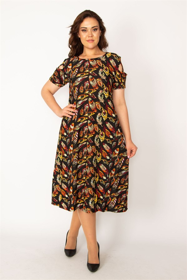 Kadın Renkli Omuz Dekolteli Çiçek Desenli Elbise 65N33598