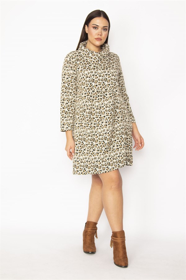 KADIN VİZON YAKA VE ÖN DETAYLI ARKA ORTASI LASTİK BÜZGÜLÜ CEPLİ ELBİSE