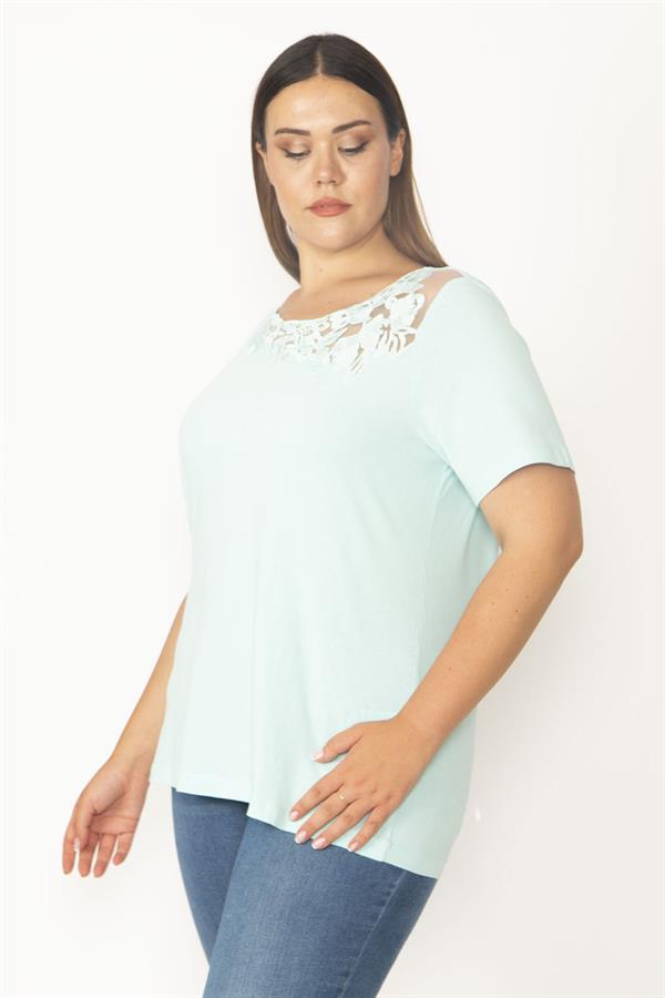 Kadın Yeşil Büyük Beden Pamuklu Kumaş Yaka Dantelli Bluz 65N35688
