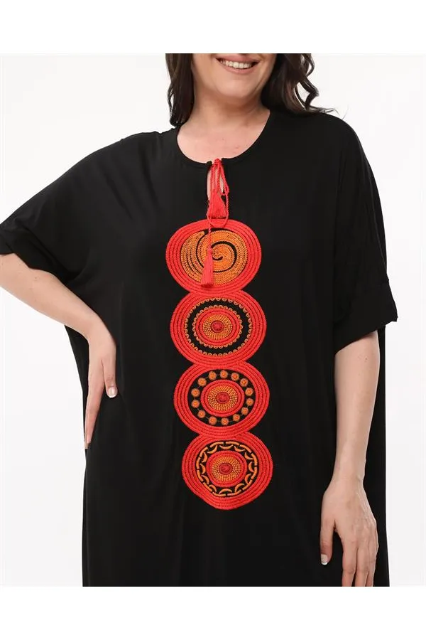 Kadın Büyük Beden Siyah, Rahat Kesim V Yaka Nakışlı Elbise 65N39077