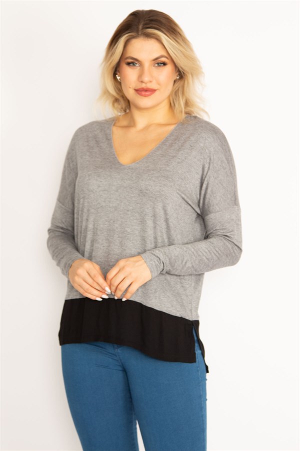 Kadın Gri Etek Ucu Garnili V Yakalı Bluz 65N34636