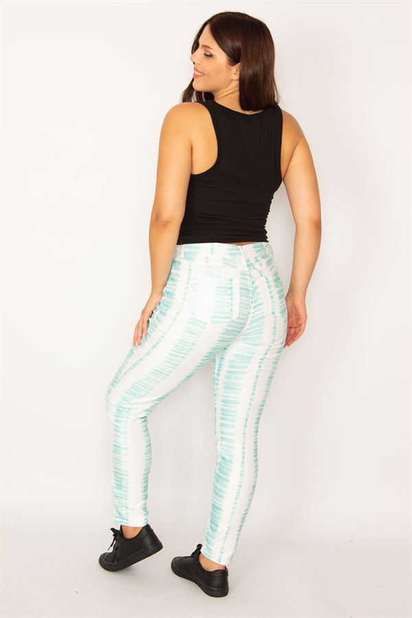 Kadın Yeşil Batik Desenli Likralı 5 Cep Kot Pantolon 26A34146